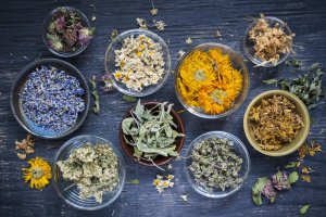 20 legal herbs that you can vaporize during aromatherapy
