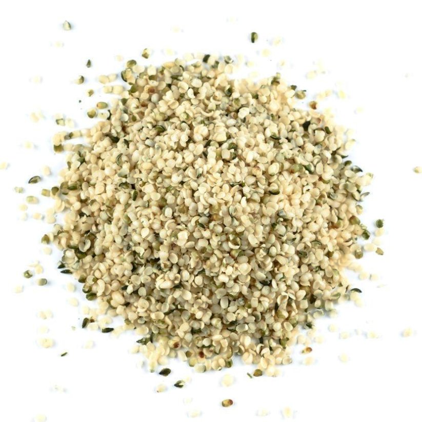 Hemp Production Oluščeno konopljino seme je tehtalo 10 kg