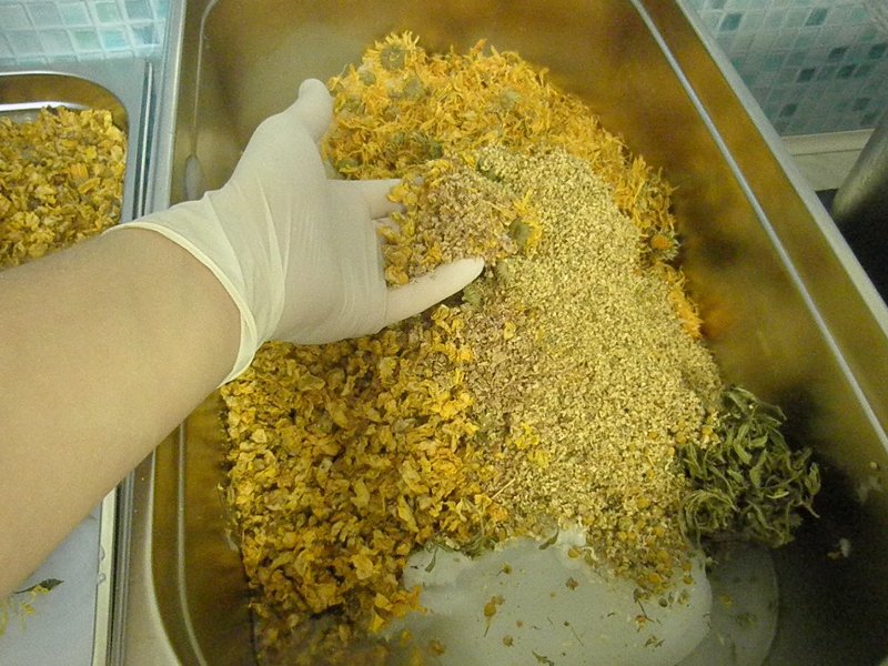 Canabis Product Hampi smyrsl með jurtum 250 ml